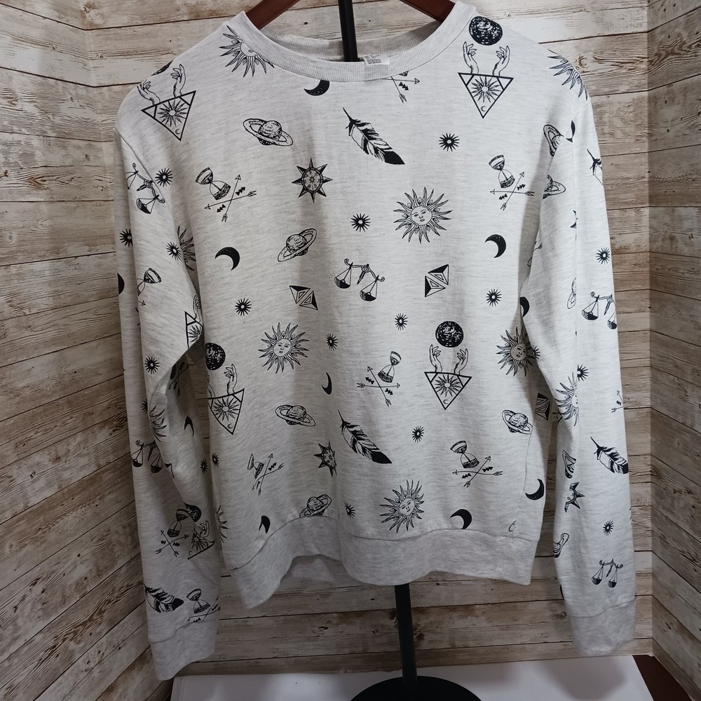 H & M Divided Women's Shirt Celestial Print Black & White Sz S